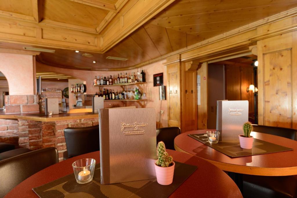 Alpenresidenz Ballunspitze - Kinderhotel Galtür Buitenkant foto
