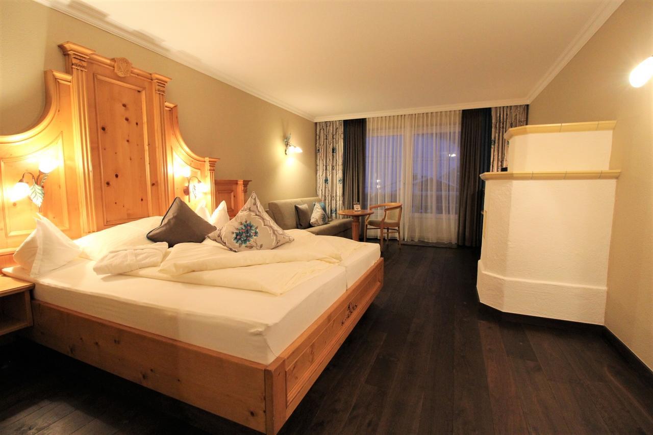 Alpenresidenz Ballunspitze - Kinderhotel Galtür Buitenkant foto