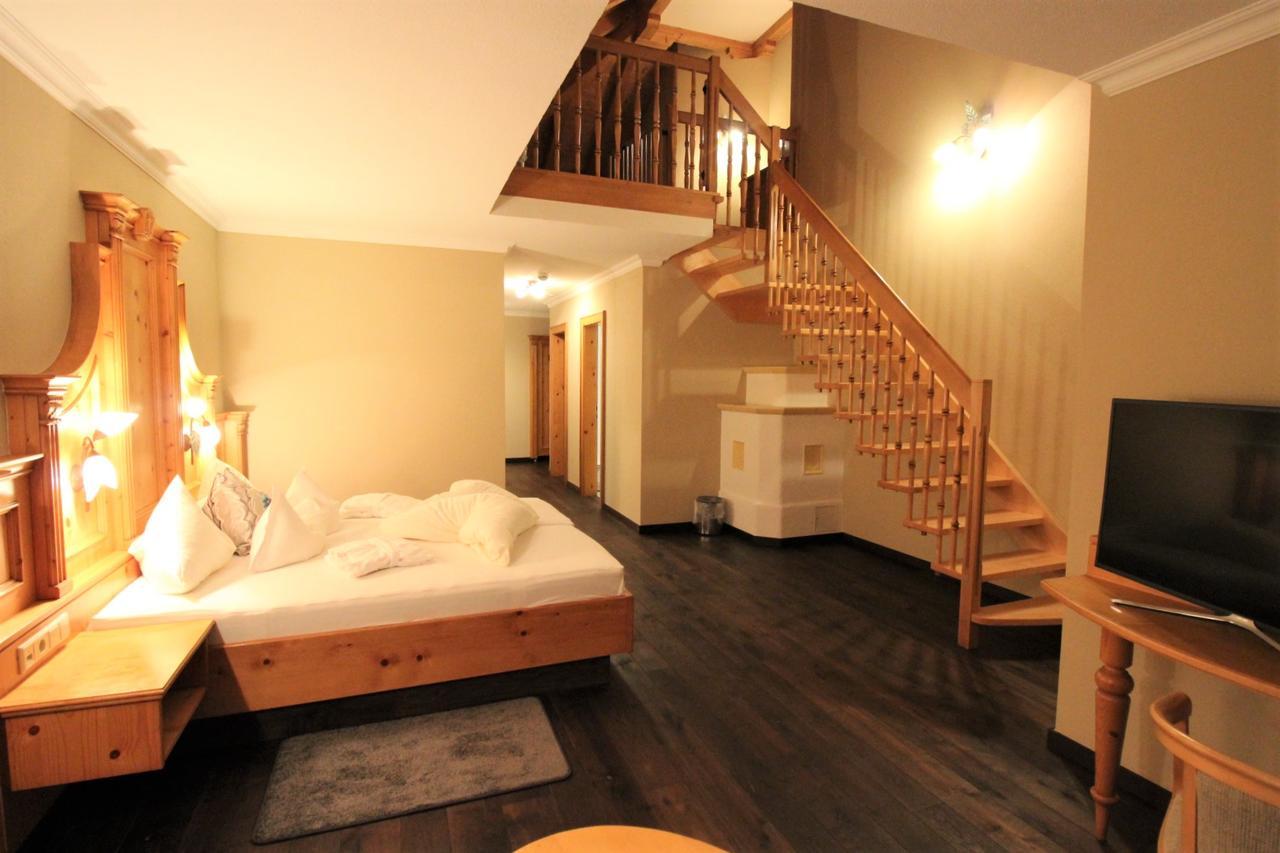 Alpenresidenz Ballunspitze - Kinderhotel Galtür Buitenkant foto
